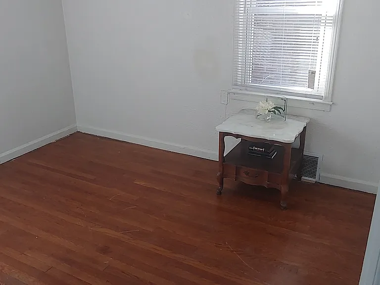 4319 Gray St — Photo 11