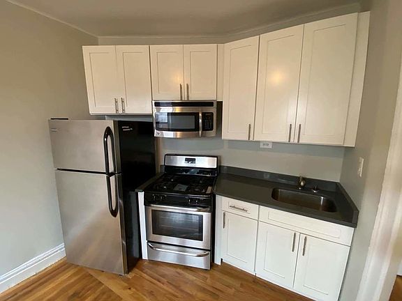 4th image of 8409 Talbot St APT A62