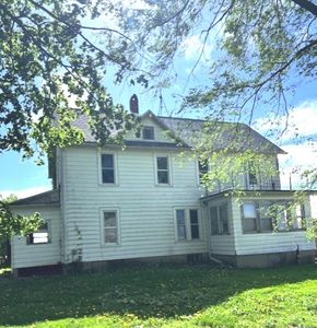 11491 W Main Rd, Lena, IL, 61048