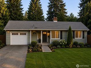 10034 SE 8th St, Bellevue, WA 98004