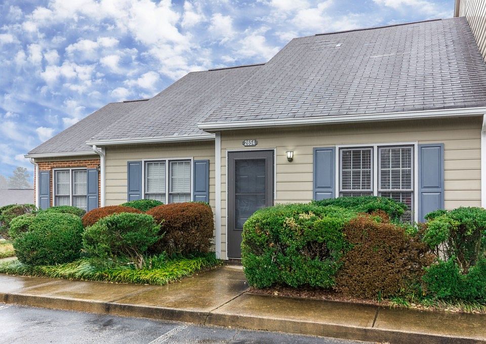 1st image of 2654 Hitchcock Dr