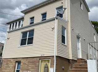 22-39 123rd St, College Pt, NY 11356
