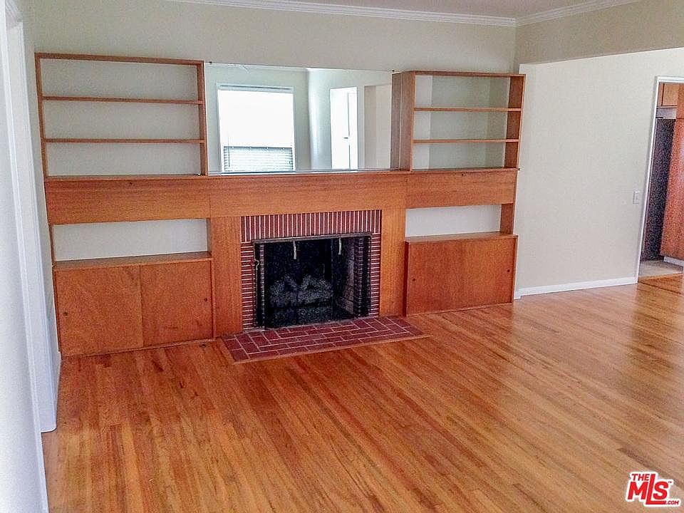 2nd image of 7827 Stewart Ave