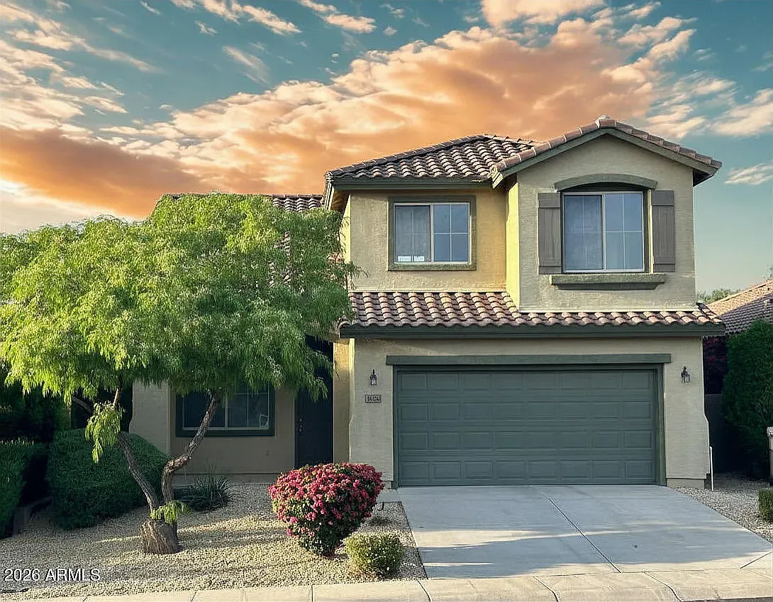 5 bed, 2199 sqft, $2,500 — Photo 1