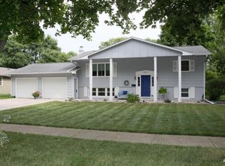 911 W 9th St, Spencer, IA 51301