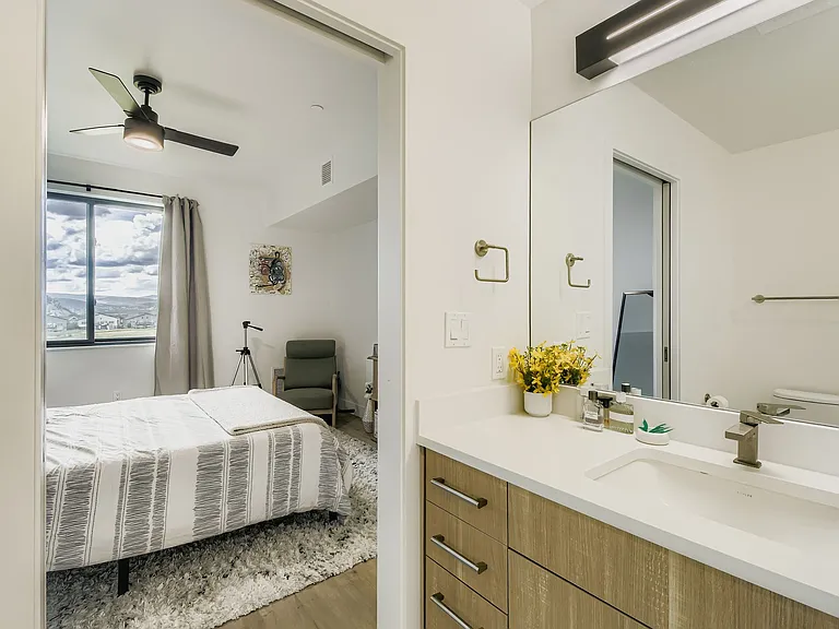 91 Mount Hope Cir #B303 — Photo 19