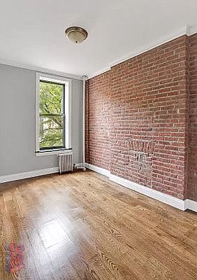 4th image of 173 E 102nd St #2W