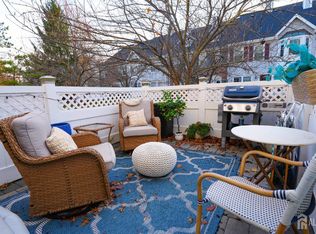 434 Northam Dr, North Brunswick, NJ 08902