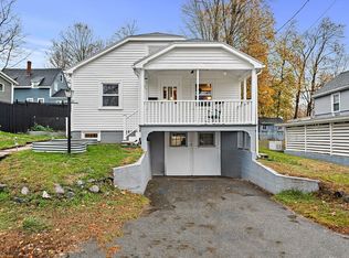 21 Green St, Merrimac, MA 01860