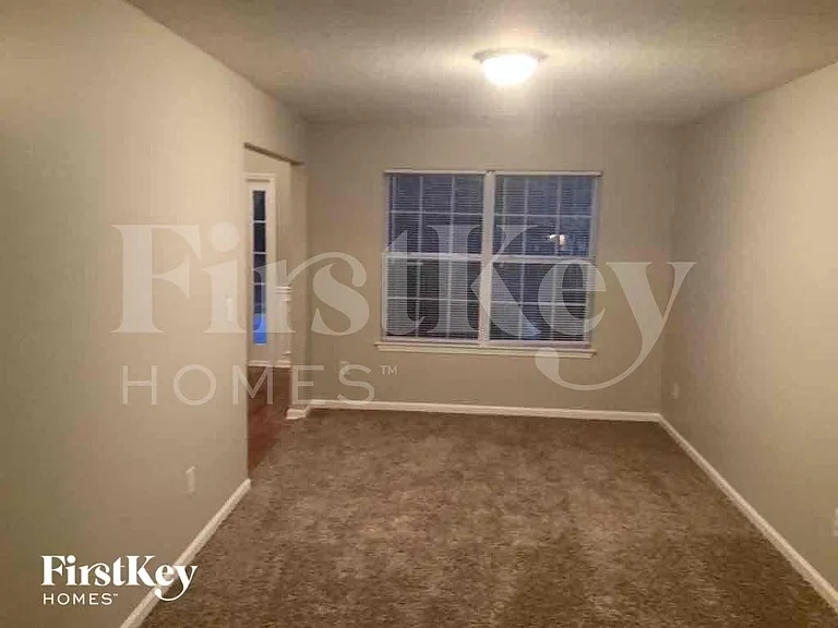 226 Bonnes Dr — Photo 8