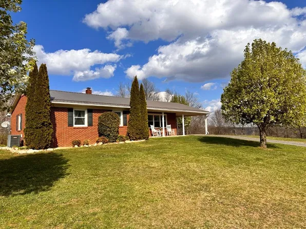 6061 Cherry Creek Rd, Meadows Of Dan, VA 24120
