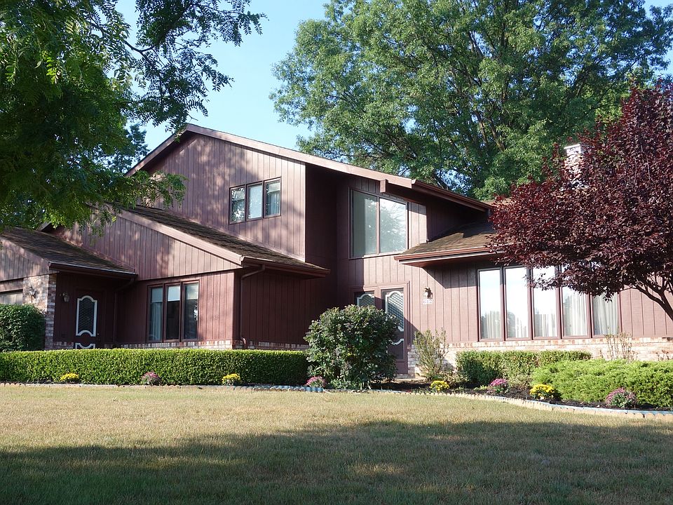 1st image of 612 Davidson Dr