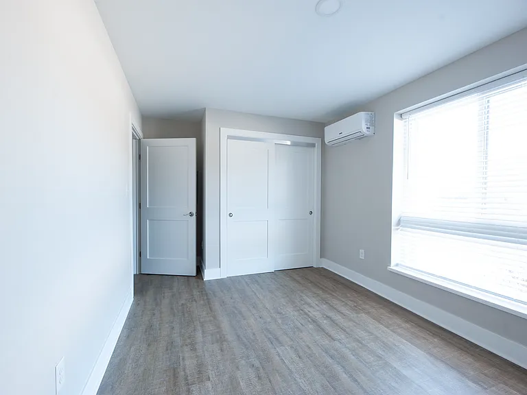 204 E Chester Pike — Photo 21