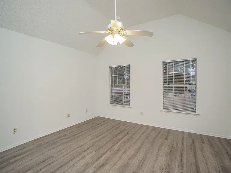 2810 Grants Lake Blvd #903 — Photo 28