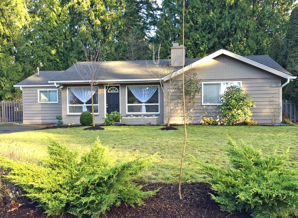 1st image of 18024 1st Ave NE