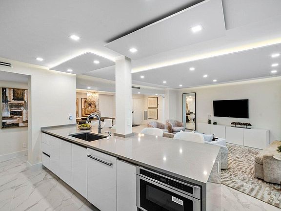 2nd image of 4740 S Ocean Boulevard #508