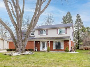 18742 Thomasine St, Clinton Township, MI