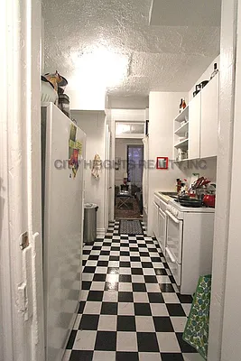 Rented by City Heights Realty | media 8