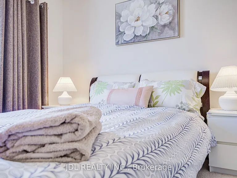 1139 Cenotaph Blvd — Photo 40