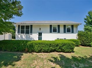 3837 Tomahawk Dr, Medway, OH 45341