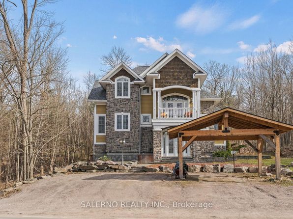 625 James St, Gravenhurst, ON P1P 1P4