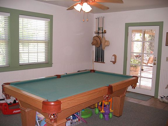 Family/Dining/Game Room