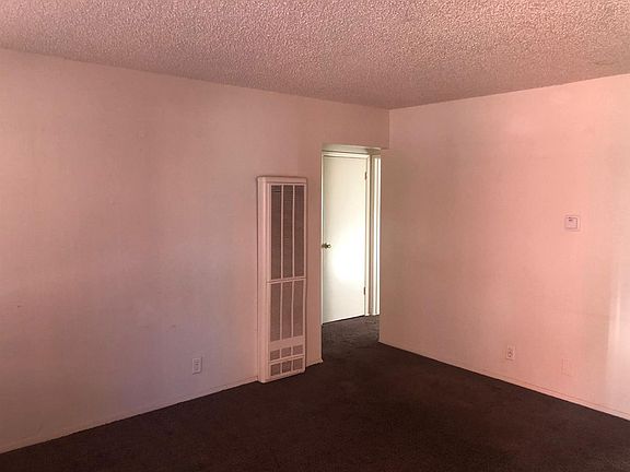 3rd image of 2232 W Princeton Ave