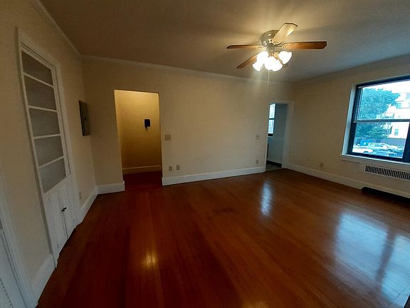 2nd image of 218 Waterman St #202A
