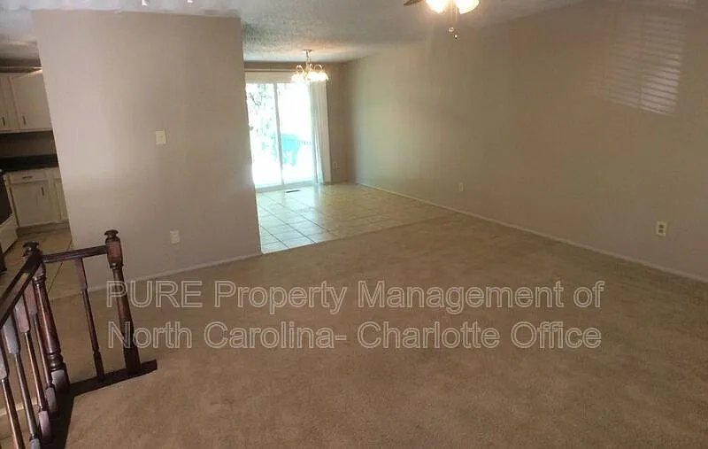 4 bed, 2.0 bath, 1788 sqft, $2,049 — Photo 4