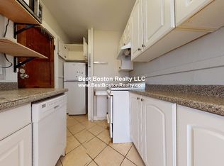11 Story St APT 3, Cambridge, MA 02138
