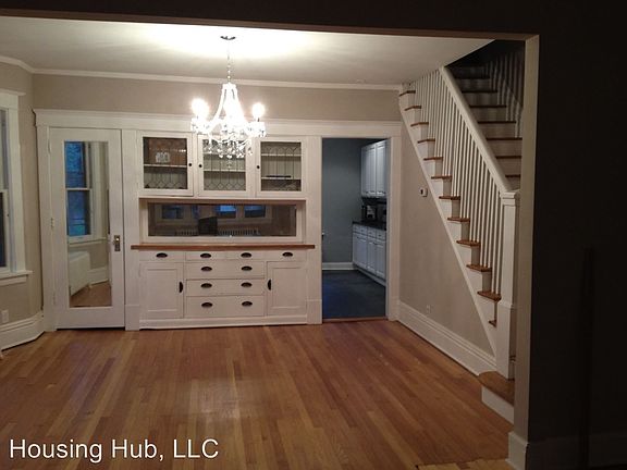 5th image of 1752 Hague Ave