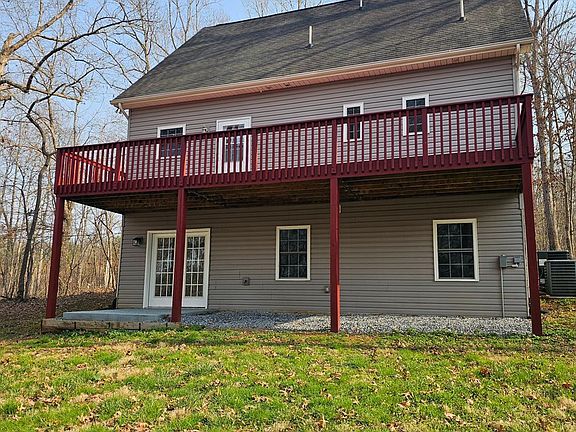 3rd image of 21 Berkeley Ln