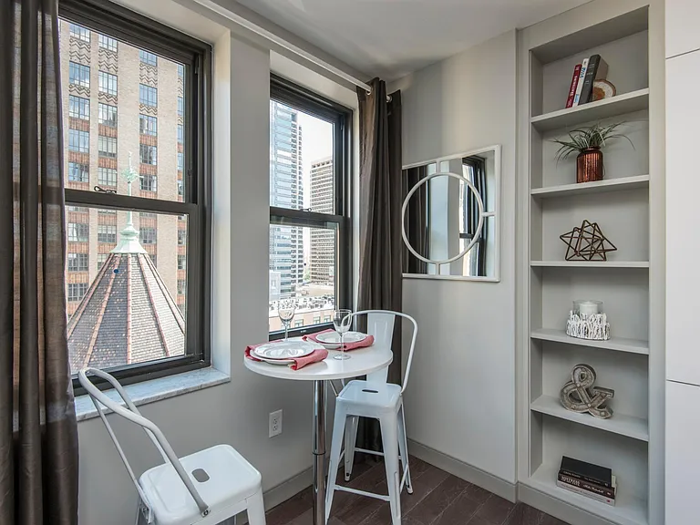 The Latham at Seventeenth — Photo 19