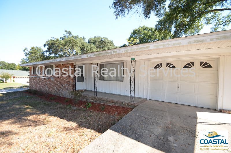 1st image of 211 Fliva Ave