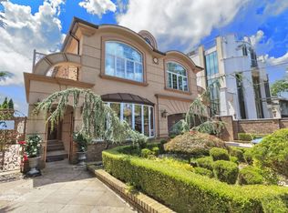 319 Whitman Dr, Brooklyn, NY 11234