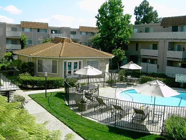 1st image of 501 W Hacienda Ave APT E1