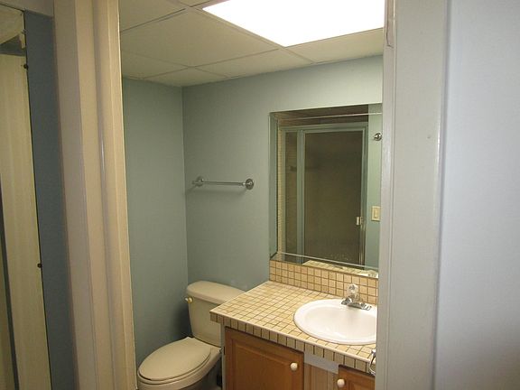 5th image of 517 Flanders Dr #K