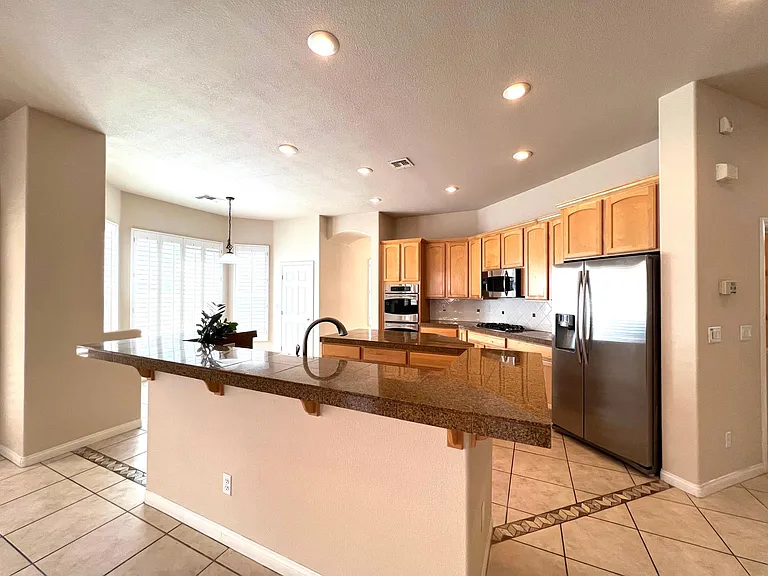 2237 Timber Rose Dr — Photo 8