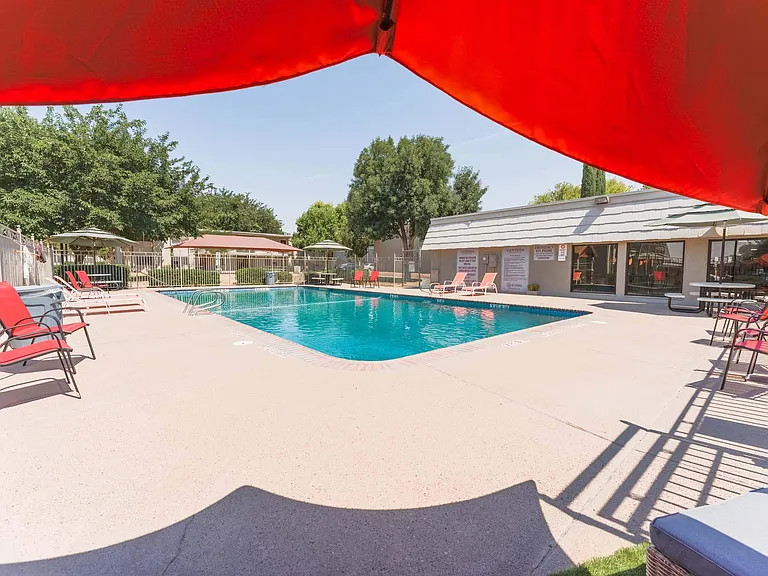 Cantera Apartments — Photo 5