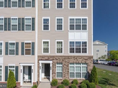17044 Beveridge Dr #32, Dumfries, VA, 22026
