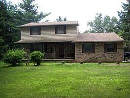Home for Sale in Bath, Michigan $154,900