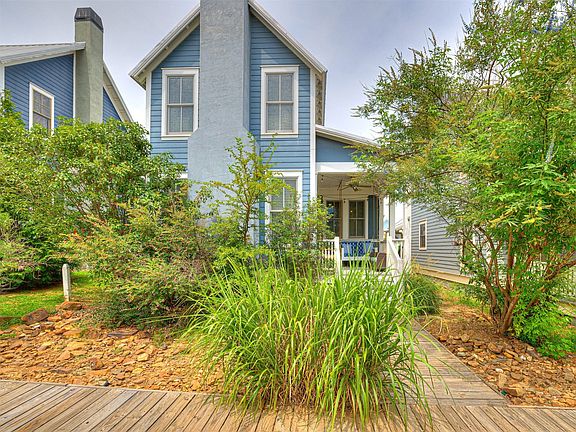 3rd image of 39 Boardwalk St