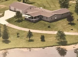 10300 S Case Rd, Dowling, MI 49050