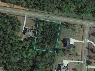 303 Crescent Dr, Forsyth, GA 31029