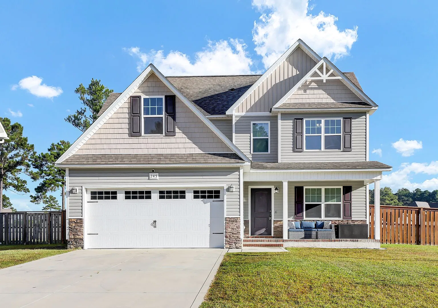 245 Breakwater Drive - Sneads Ferry - Community Pool — Photo 1
