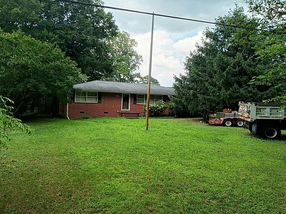 3rd image of 118 Cardinal Ln