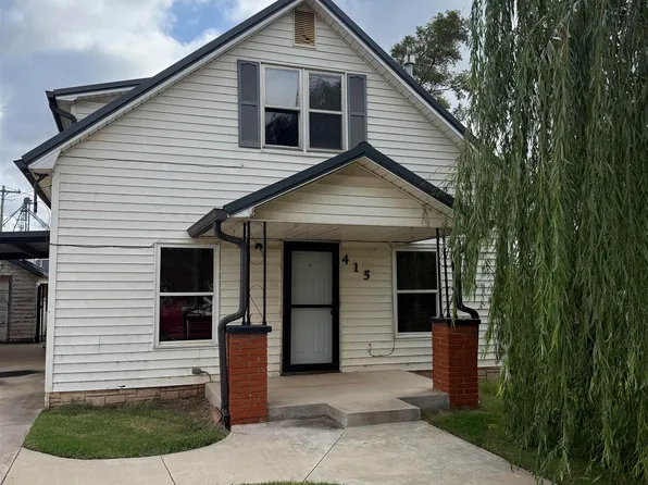 415 N Broadway St, Okeene, OK 73763