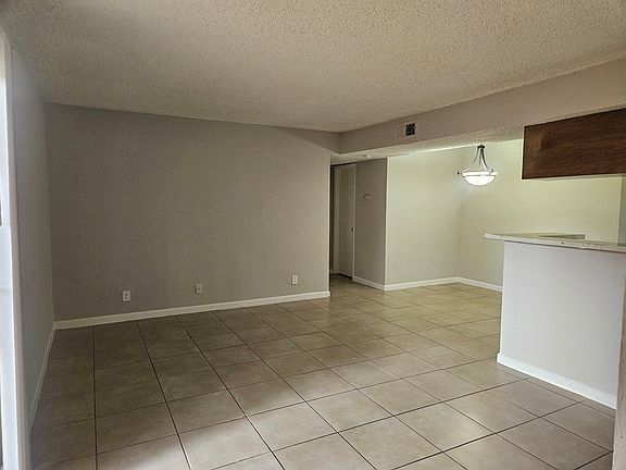 5th image of 4700 Boulder Dr APT 609
