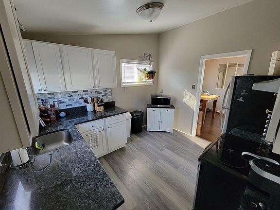 2nd image of 9260 Idaho St