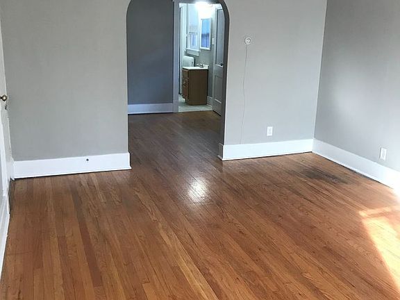 4th image of 4824 Chicago St APT E
